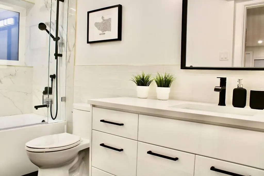 Apartment 2Bdr Stylish Comfort Parkside Vancouver